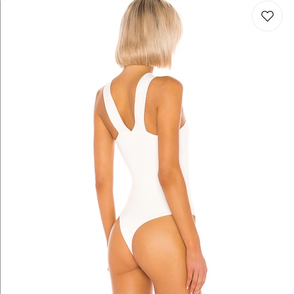 Superdown Gene Cross Front Bodysuit in White - Picture 4 of 13